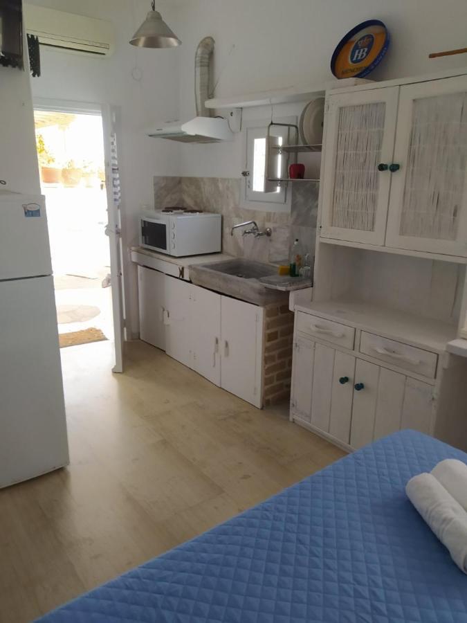 Lillies Mykonos Sea View Studios Тоурлос Экстерьер фото
