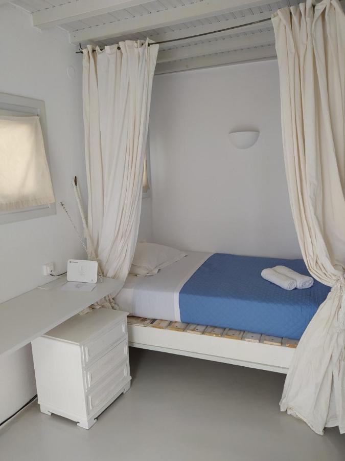 Lillies Mykonos Sea View Studios Тоурлос Экстерьер фото
