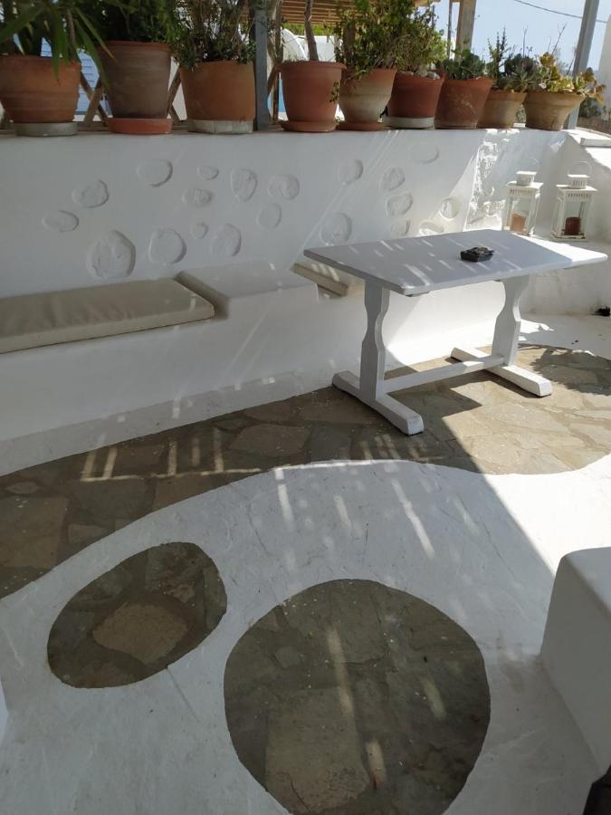 Lillies Mykonos Sea View Studios Тоурлос Экстерьер фото