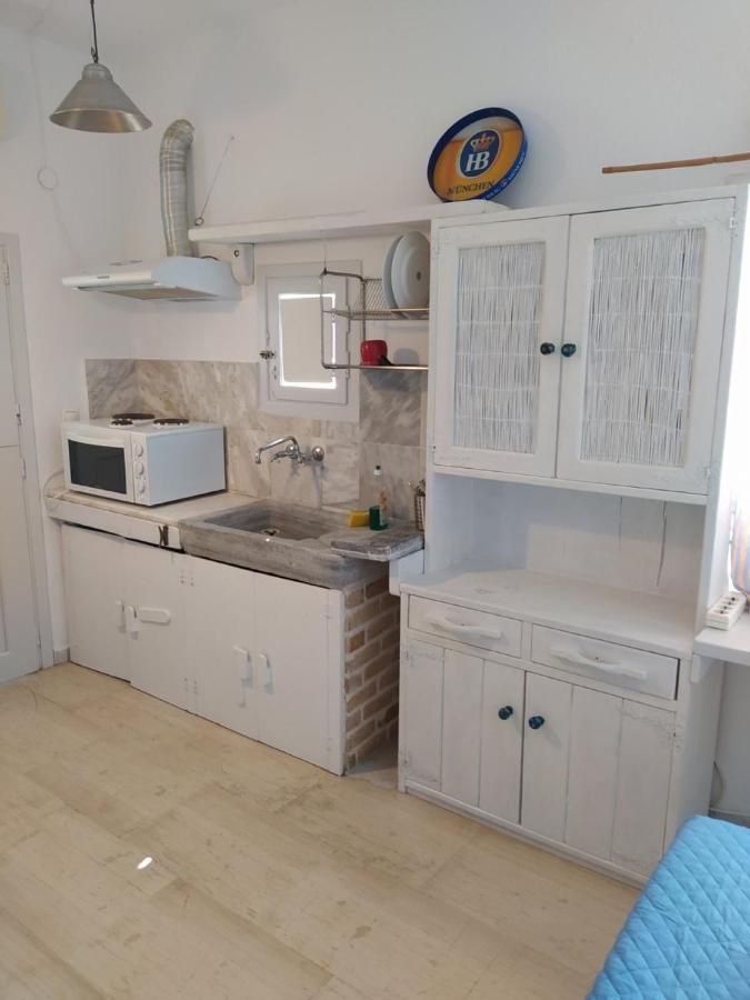 Lillies Mykonos Sea View Studios Тоурлос Экстерьер фото